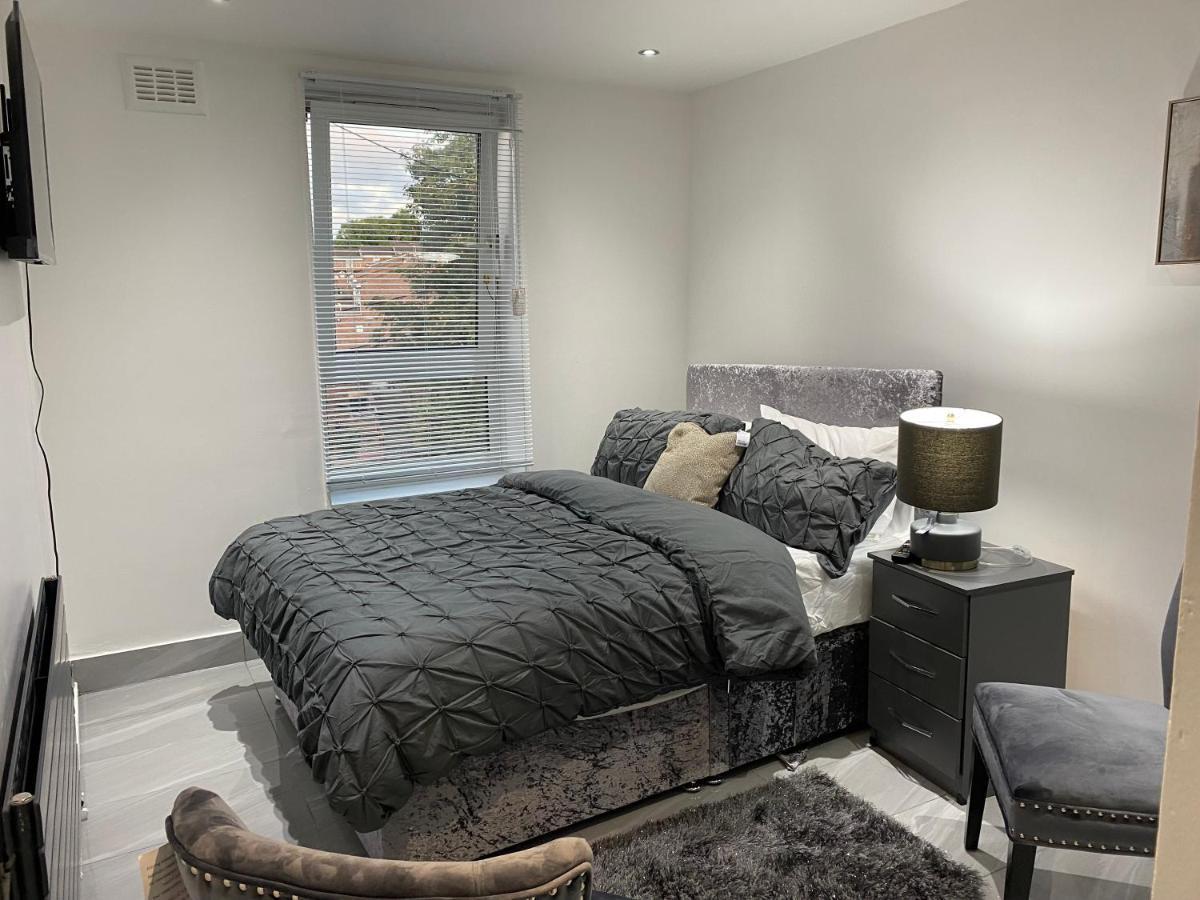 Luxurious 2-Bed Apartment In Woolwich ロンドン エクステリア 写真