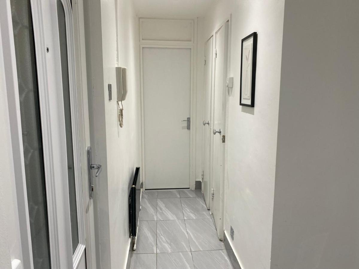 Luxurious 2-Bed Apartment In Woolwich ロンドン エクステリア 写真