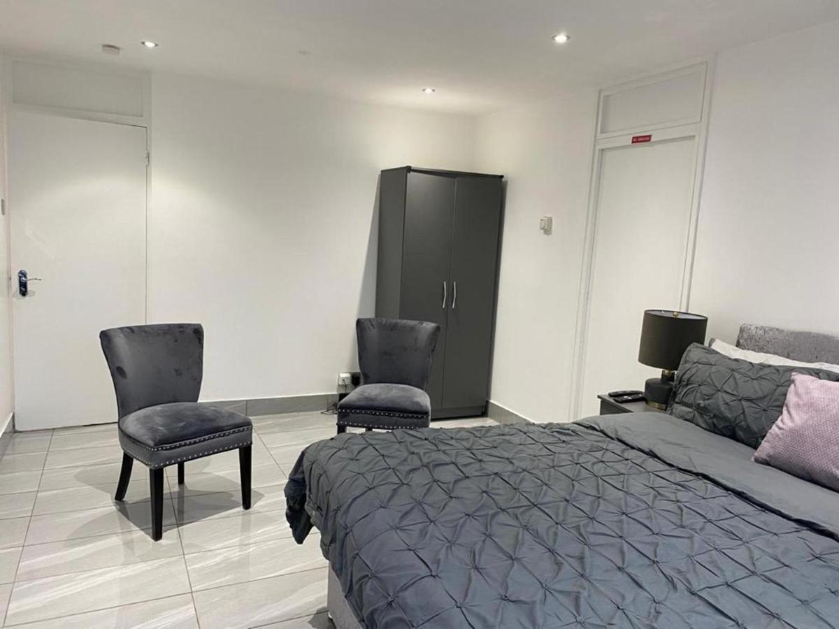 Luxurious 2-Bed Apartment In Woolwich ロンドン エクステリア 写真